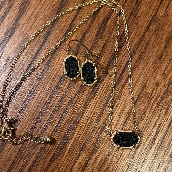Jewelry - Black drop earrings and necklace